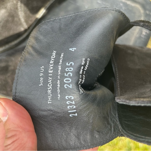 Men’s Thursday Boot co. Suede buckle boots size - 9 - Picture 2 of 5